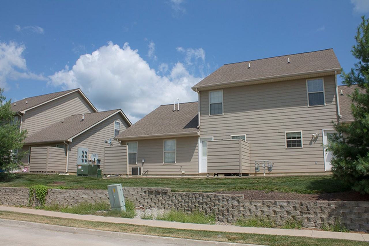 1304 E Brown School Rd - Photo 4 of 4