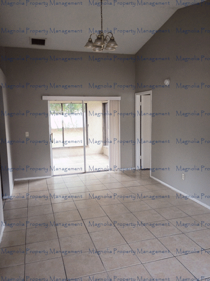 480 Eagle Cir - Photo 4 of 19