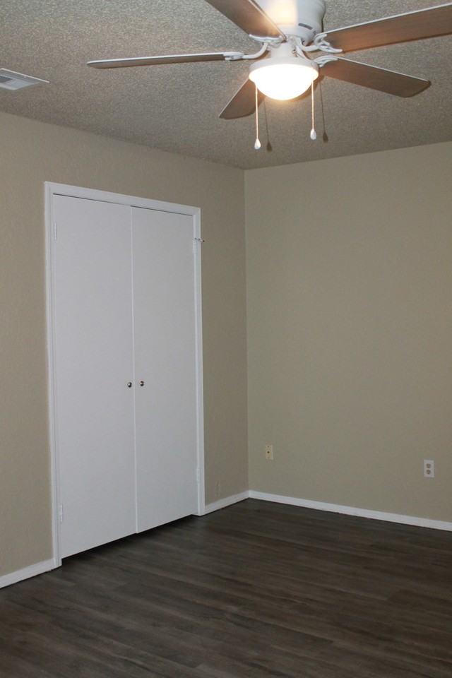 8511 Justin Pl - Photo 5 of 9