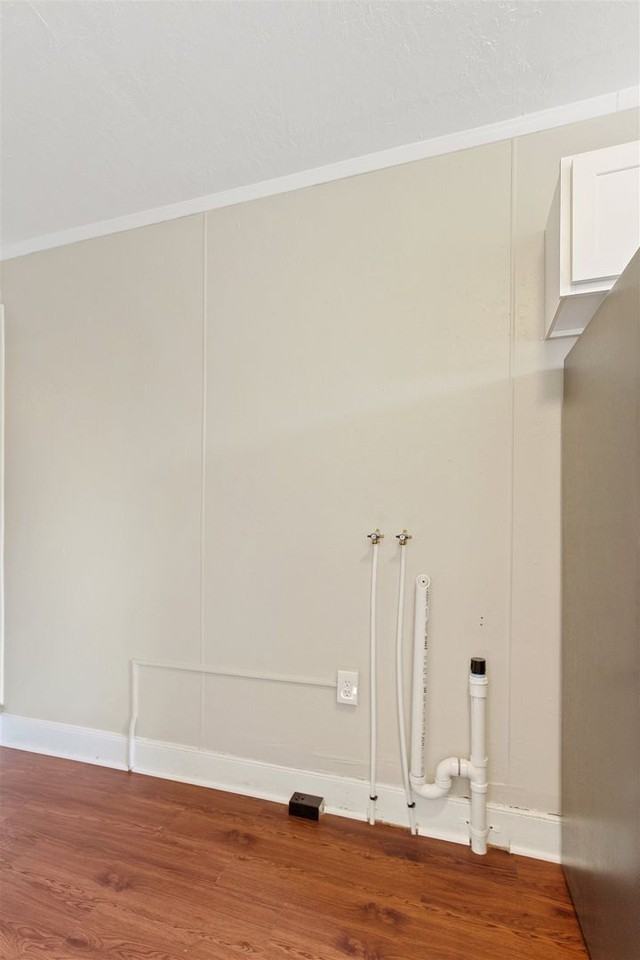 588 Company St - Photo 4 of 24