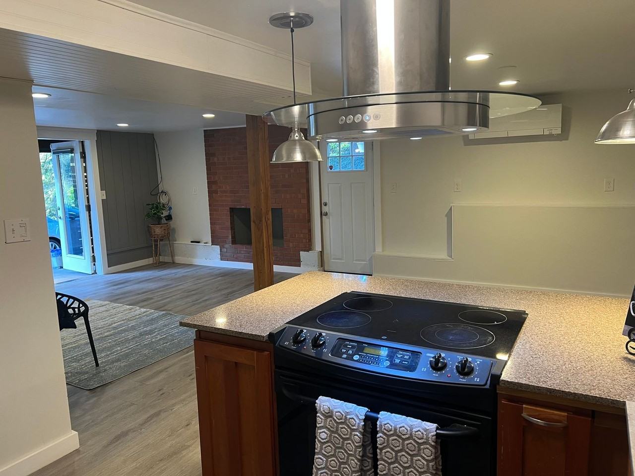 15218 26th Ave Sw - Photo 7 of 20