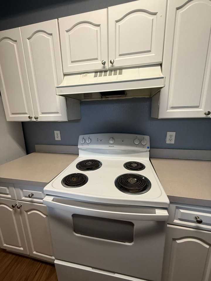 17114 Carrington Park Dr #219 - Photo 7 of 23