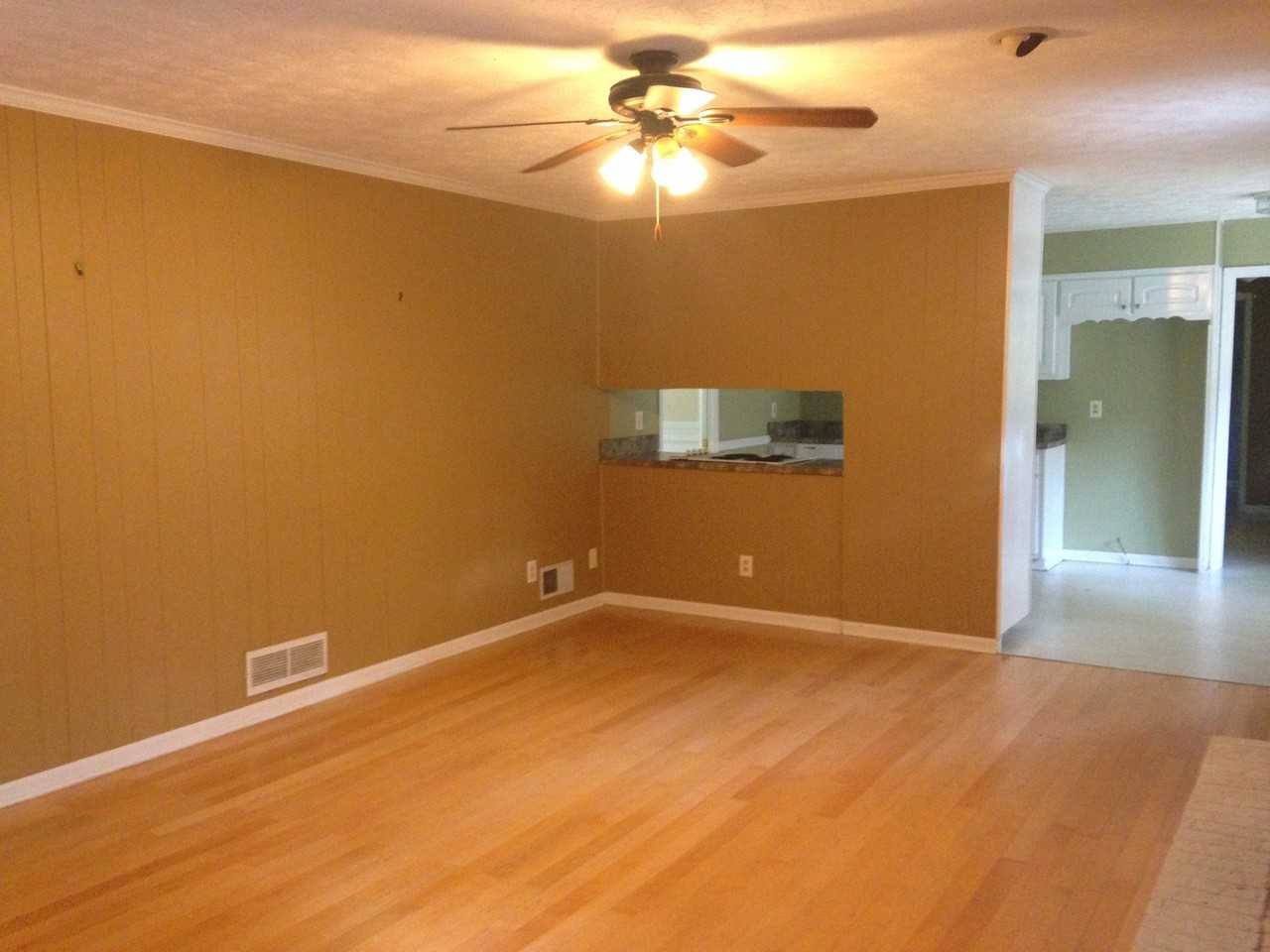 105 Timberlane Trl - Photo 6 of 19