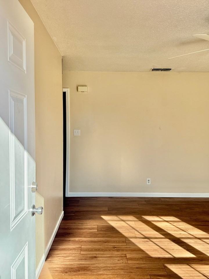 641 Groveland Dr - Photo 6 of 31