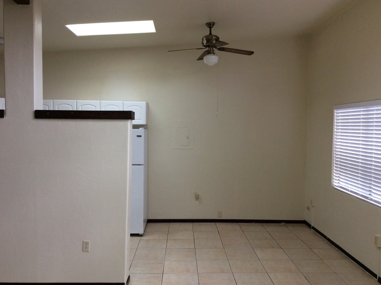 2940 N Park Ave - Photo 6 of 17