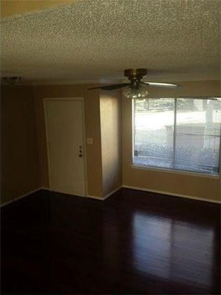 9510 Quail Village Ln - Photo 2 of 13