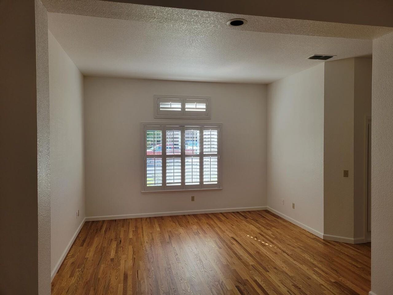 2951 Avon Rd - Photo 4 of 29