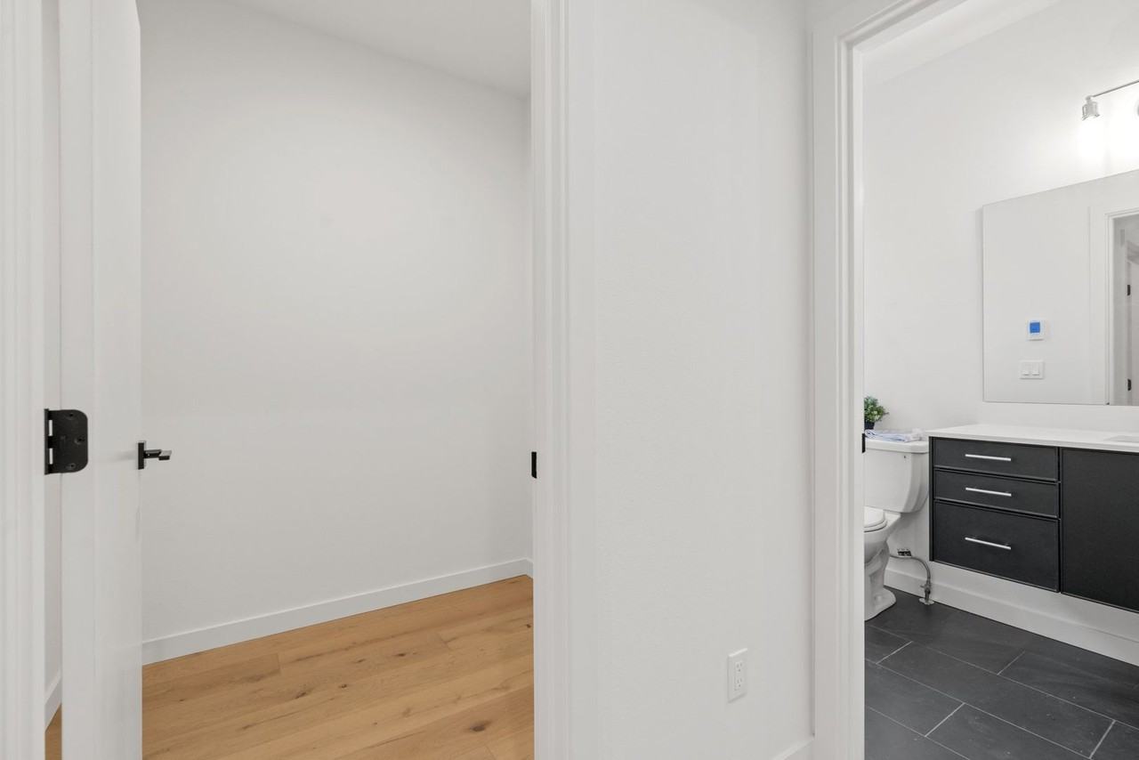 6232 Stanley Ave S #B - Photo 7 of 21