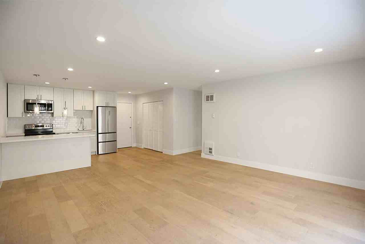 315 Wayne Pl - Photo 2 of 16