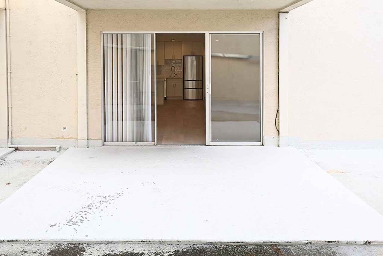 315 Wayne Pl - Photo 6 of 16