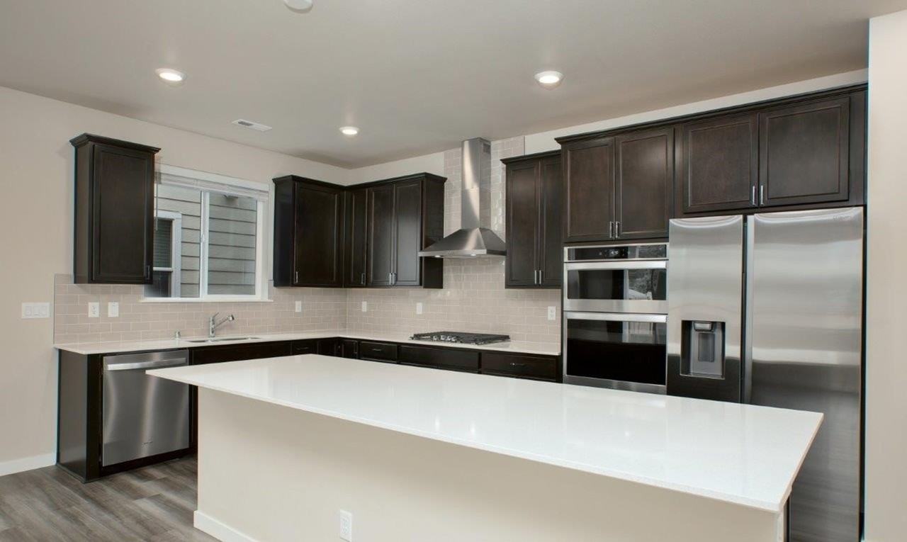 1541 27th St Nw - Photo 3 of 13