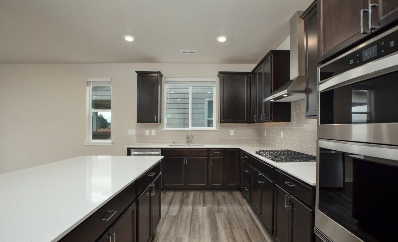 1541 27th St Nw - Photo 4 of 13