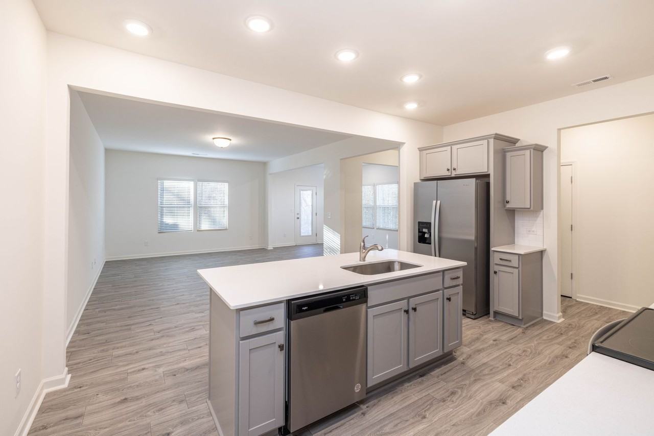 103 Gaelic Dr - Photo 3 of 25