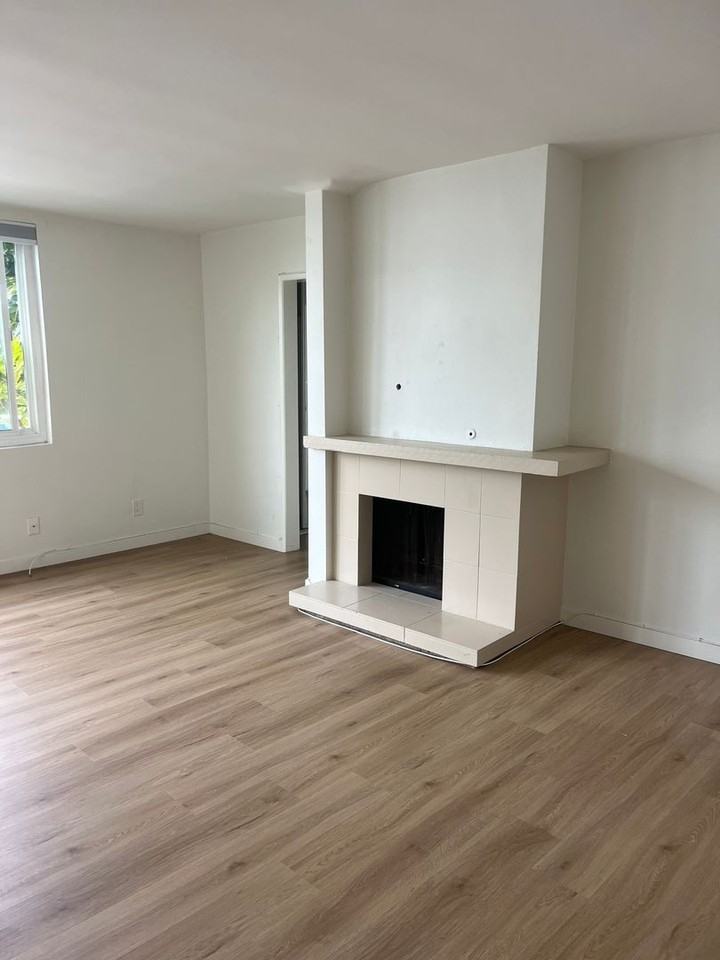 Rose Apartments, LLC - Photo 4 of 13