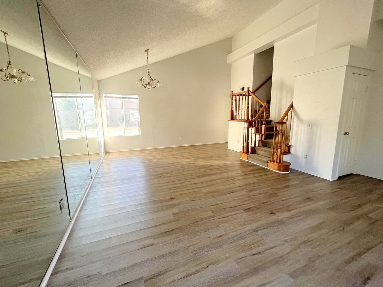 34759 Lockwood Dr - Photo 3 of 19