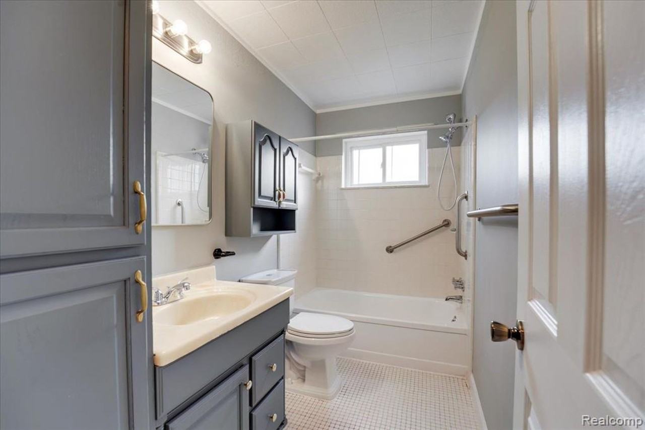 32536 Warner Dr - Photo 5 of 38