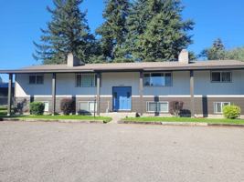 featured image of 1460/1527 E. 16th Ave