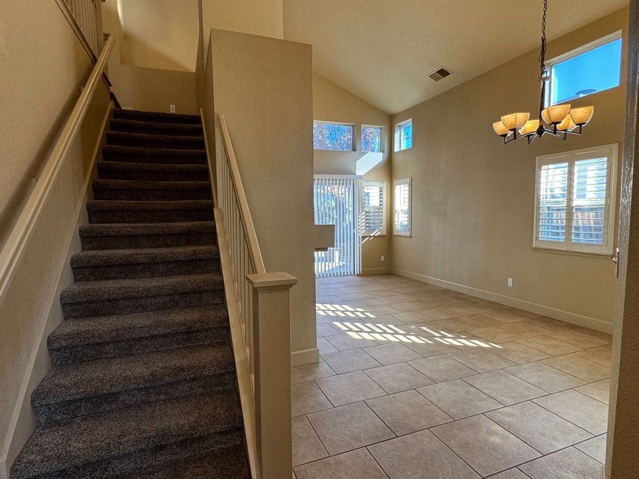 3720 Whispering Creek Cir - Photo 5 of 38