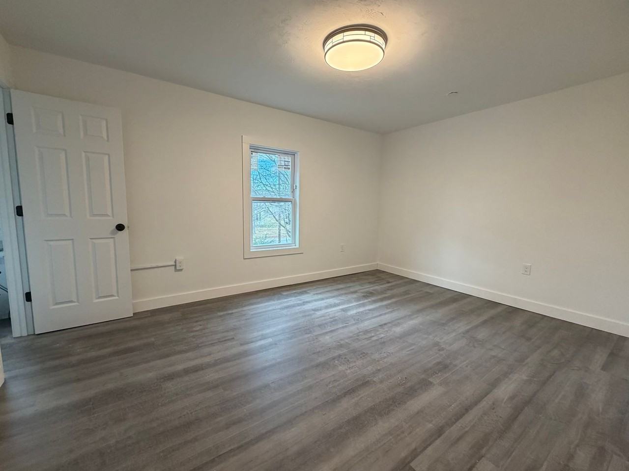 197 main St - Photo 7 of 16