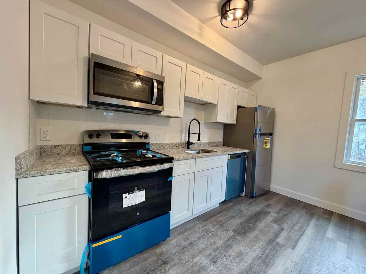 197 main St - Photo 2 of 23