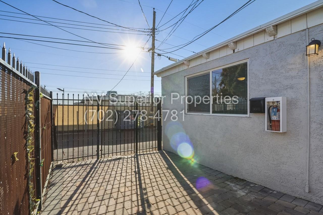 1301 E Ogden Ave #E - Photo 3 of 20