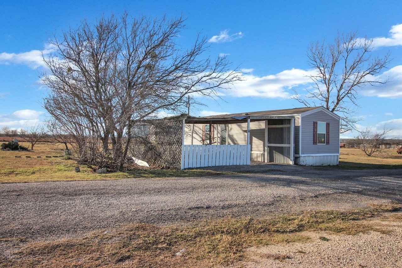 1310 W Fm 487 - Photo 2 of 17