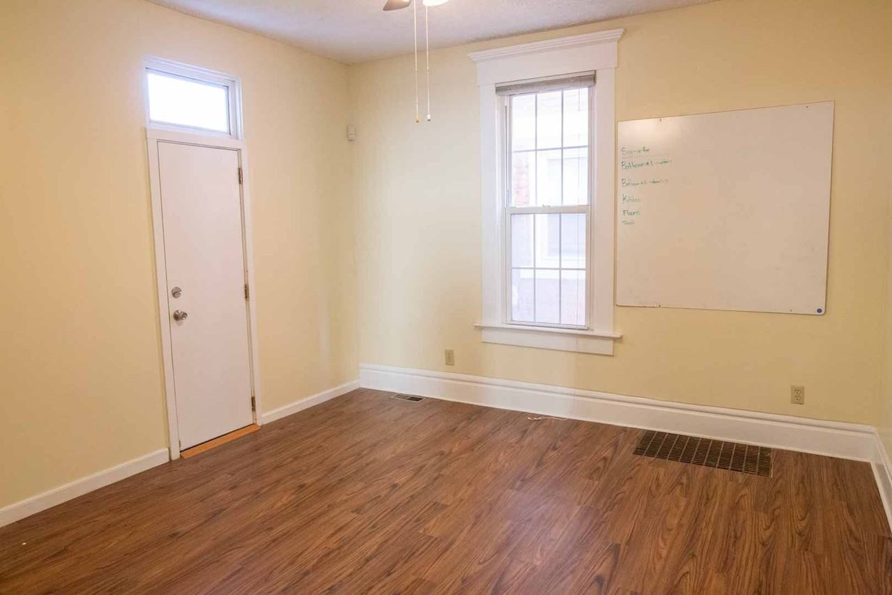 30 E Maynard Ave - Photo 7 of 36