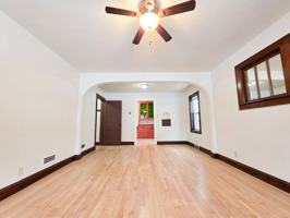 featured image of 814-A Pine St