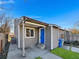 featured image of 7053 W Ustick Rd