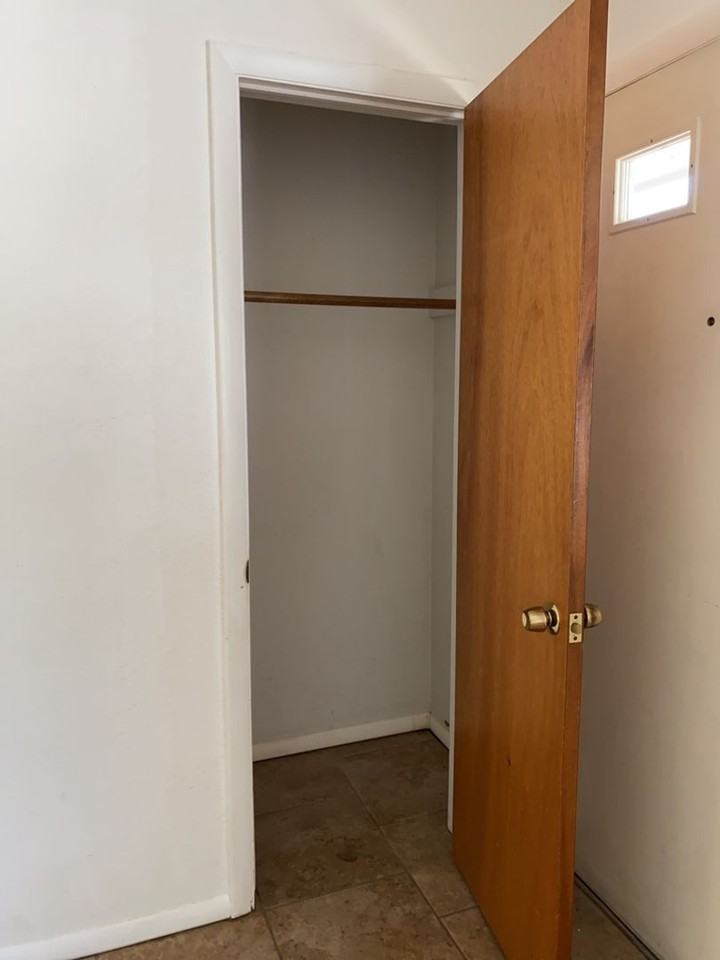 1128 S Bryan Ave - Photo 6 of 42