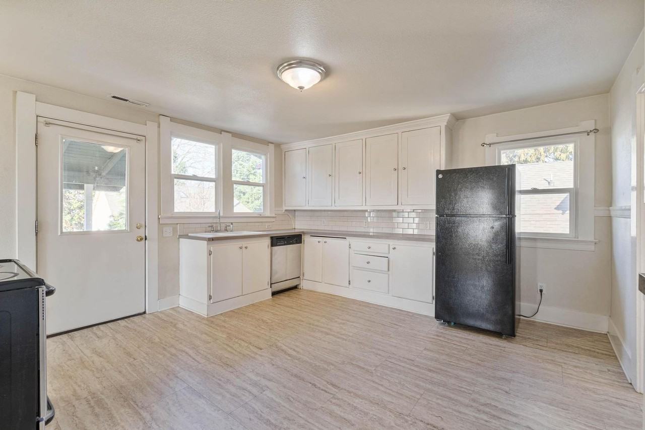 2129 Se Cesar E Chavez Blvd #2131 - Photo 6 of 38