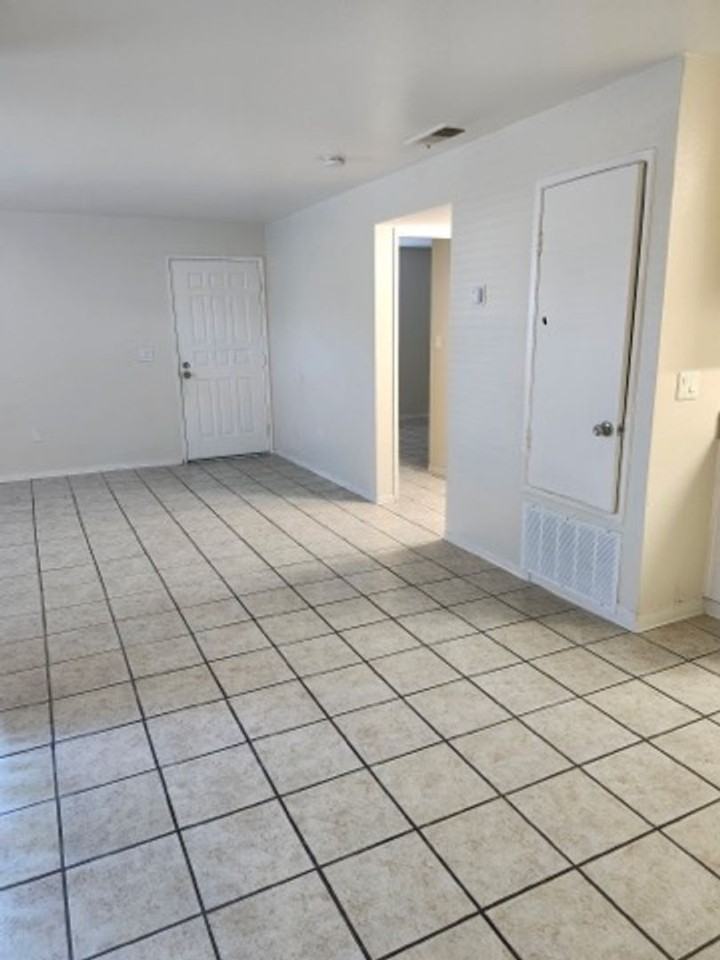 Sonoma Court Townhomes - Photo 4 of 28