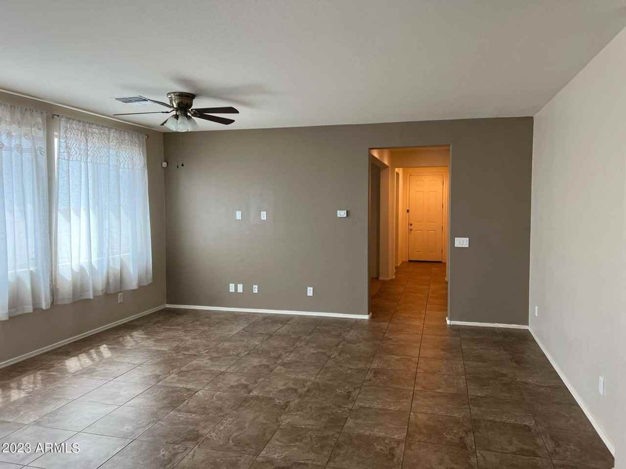 3330 E Russell St - Photo 3 of 15