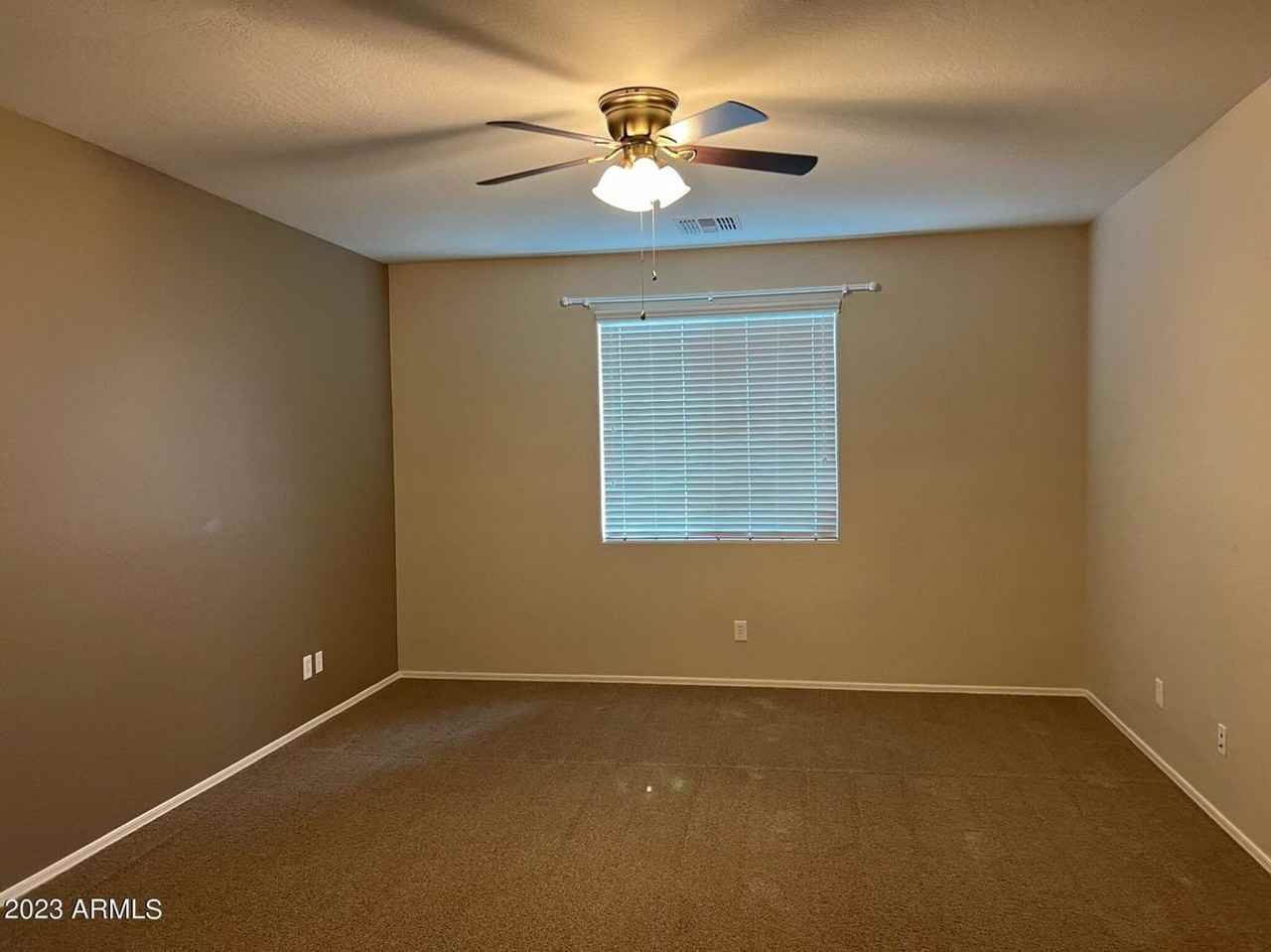 3330 E Russell St - Photo 5 of 15