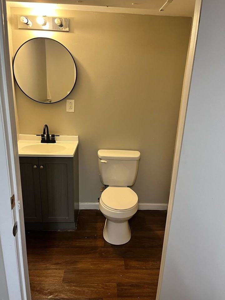 10401 Sycamore Ave - Photo 4 of 11