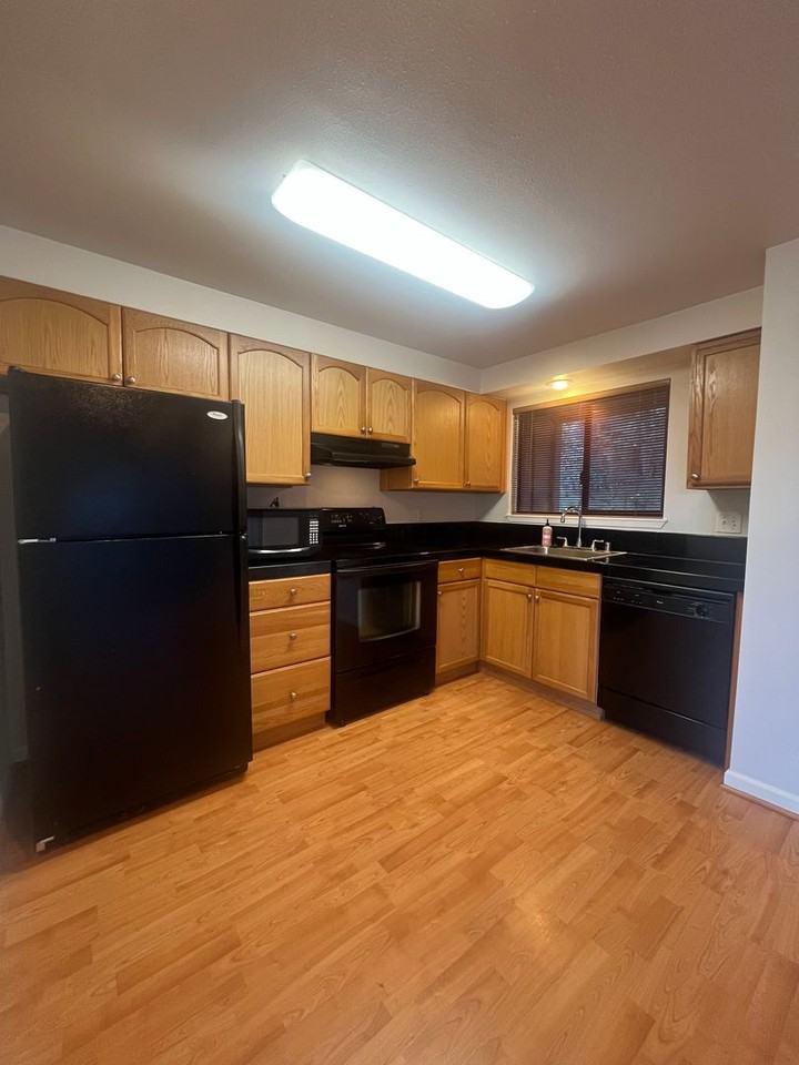 109 Treehill Loop - Photo 4 of 26