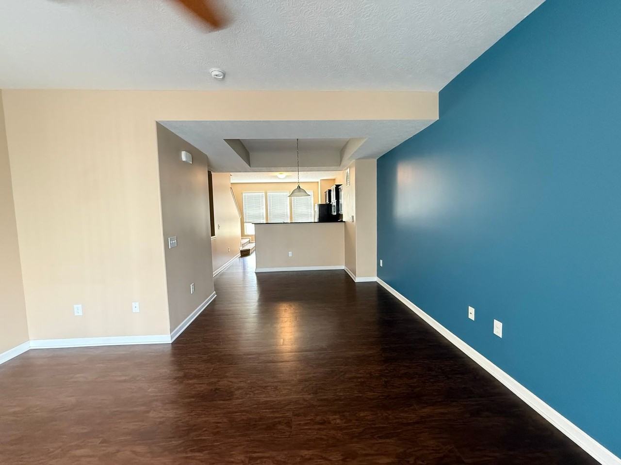 5422 Holly River Ave - Photo 4 of 19