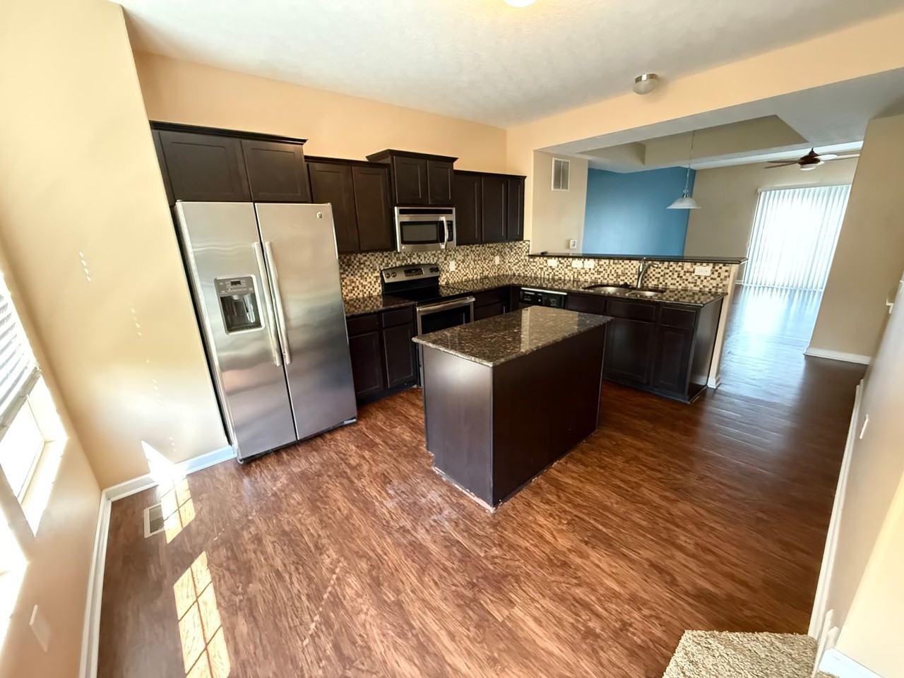 5422 Holly River Ave - Photo 6 of 19