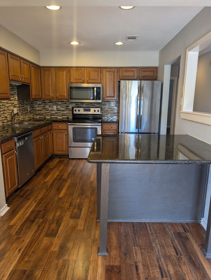 7746 Champion Pines Dr - Photo 6 of 22