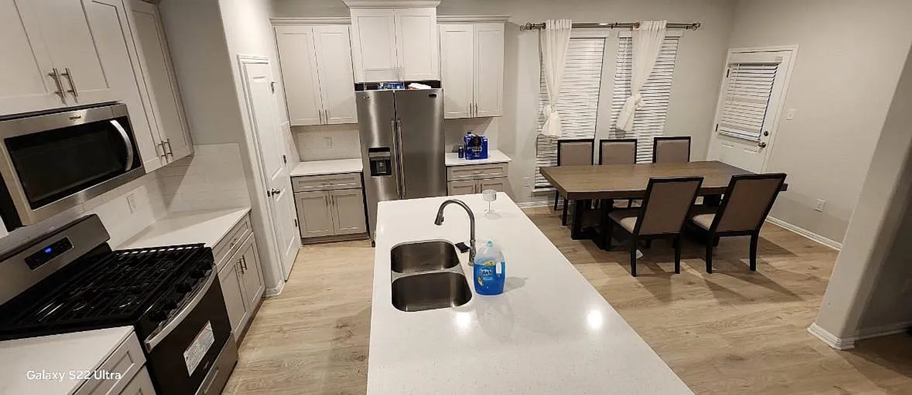 201 White Horses Dr - Photo 6 of 11