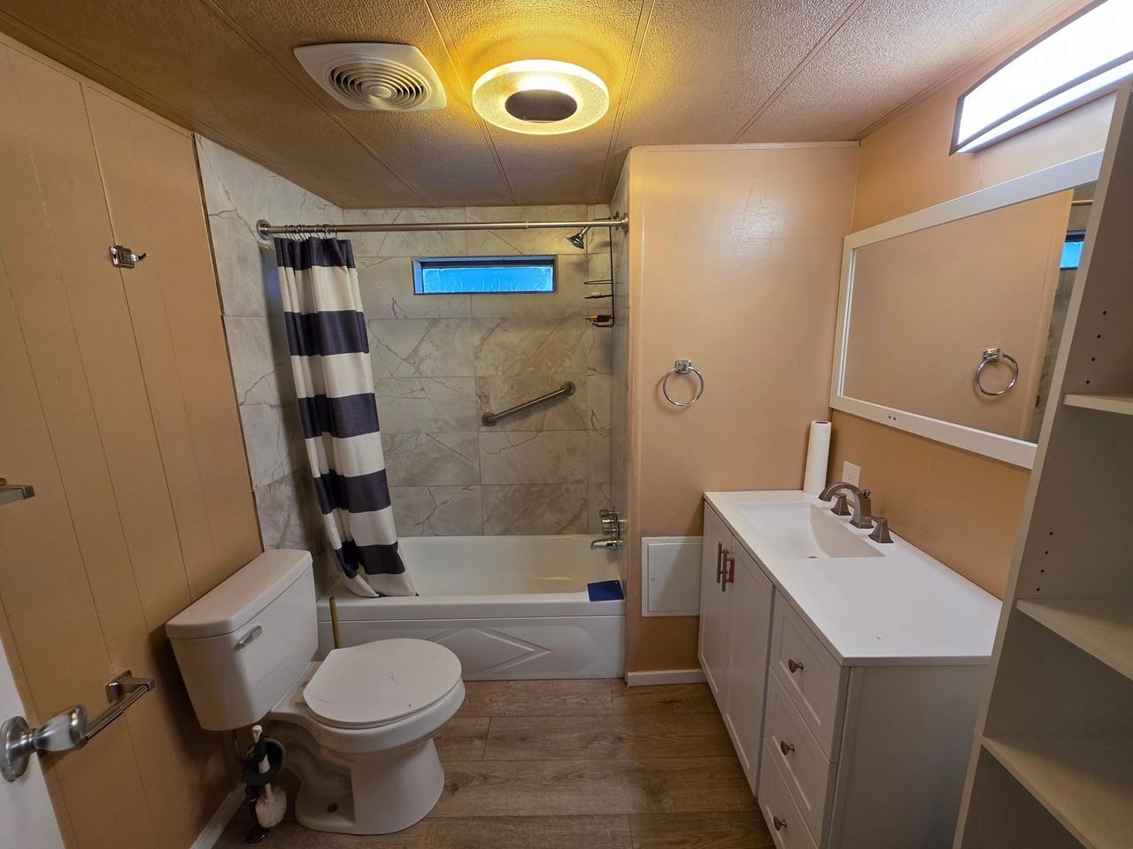 17223 E 4th Ave - Photo 6 of 10