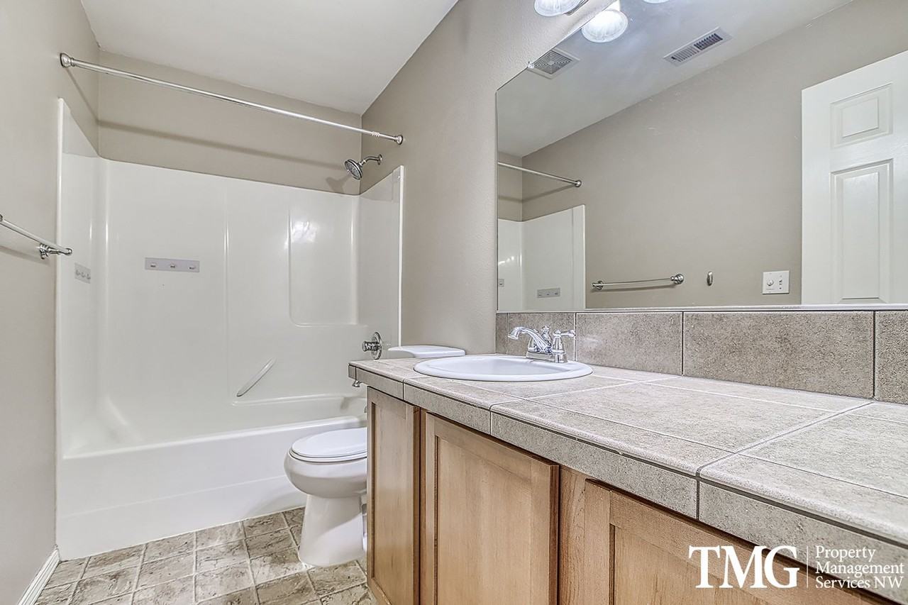 1485 Ne Alexandria Pl - Photo 5 of 15