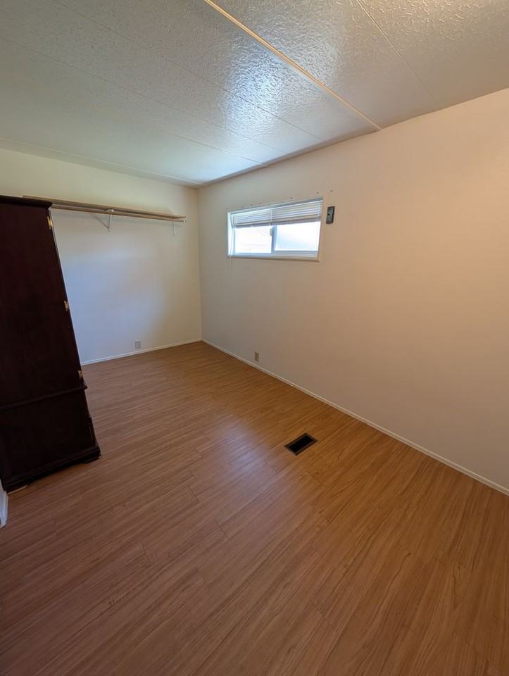 4016 Mack Ave - Photo 6 of 9