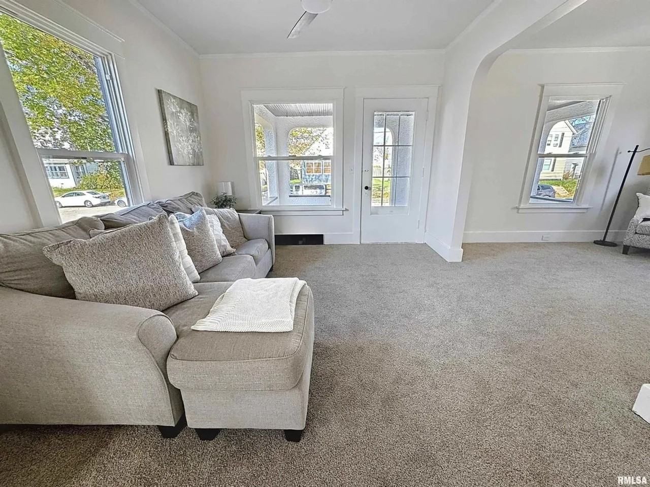 1638 20th Ave - Photo 4 of 33