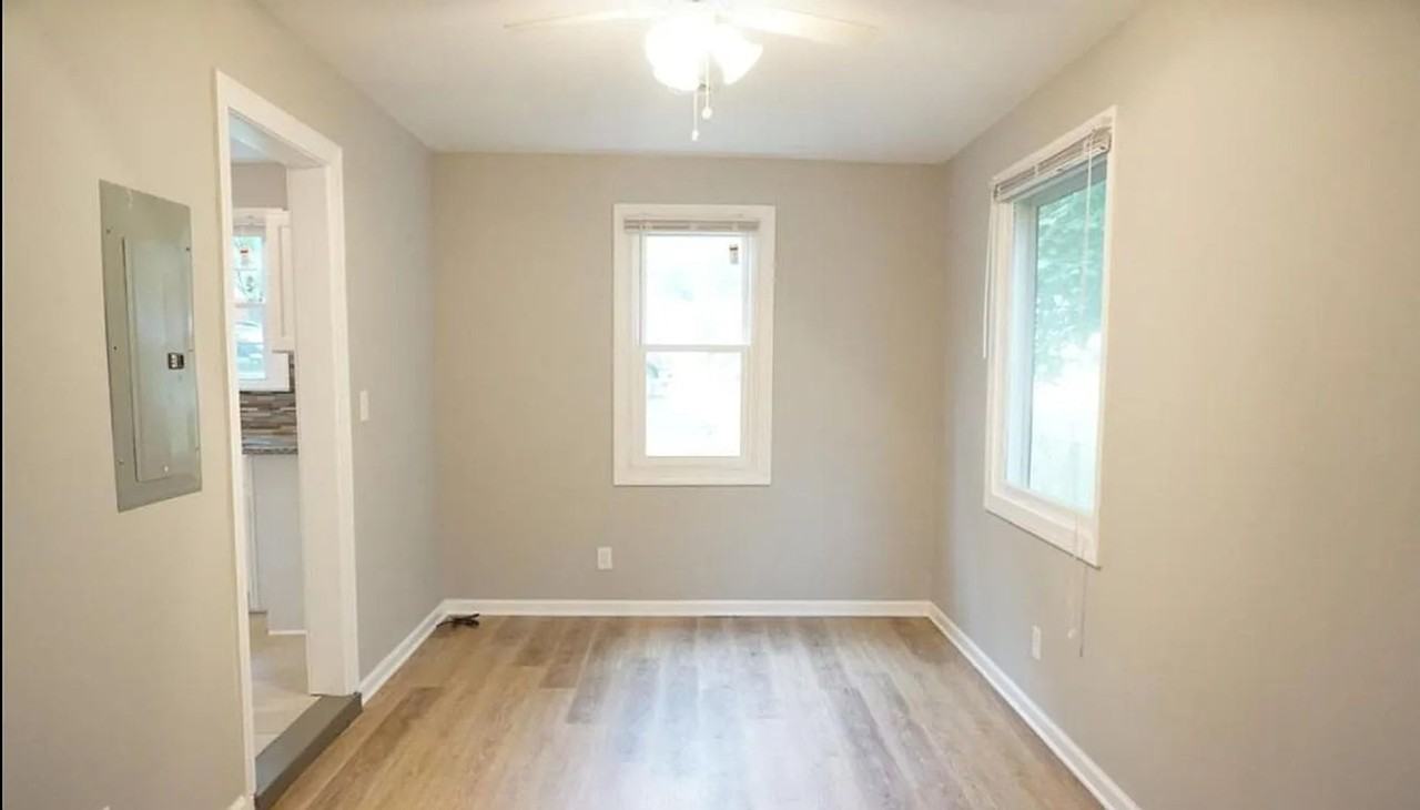 1005 Aladdin Dr - Photo 4 of 20