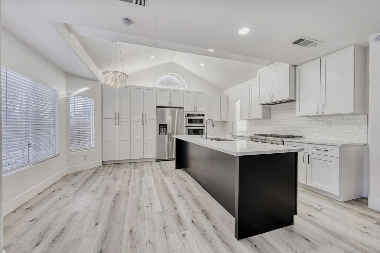 1716 Tesara Vista Pl - Photo 3 of 27