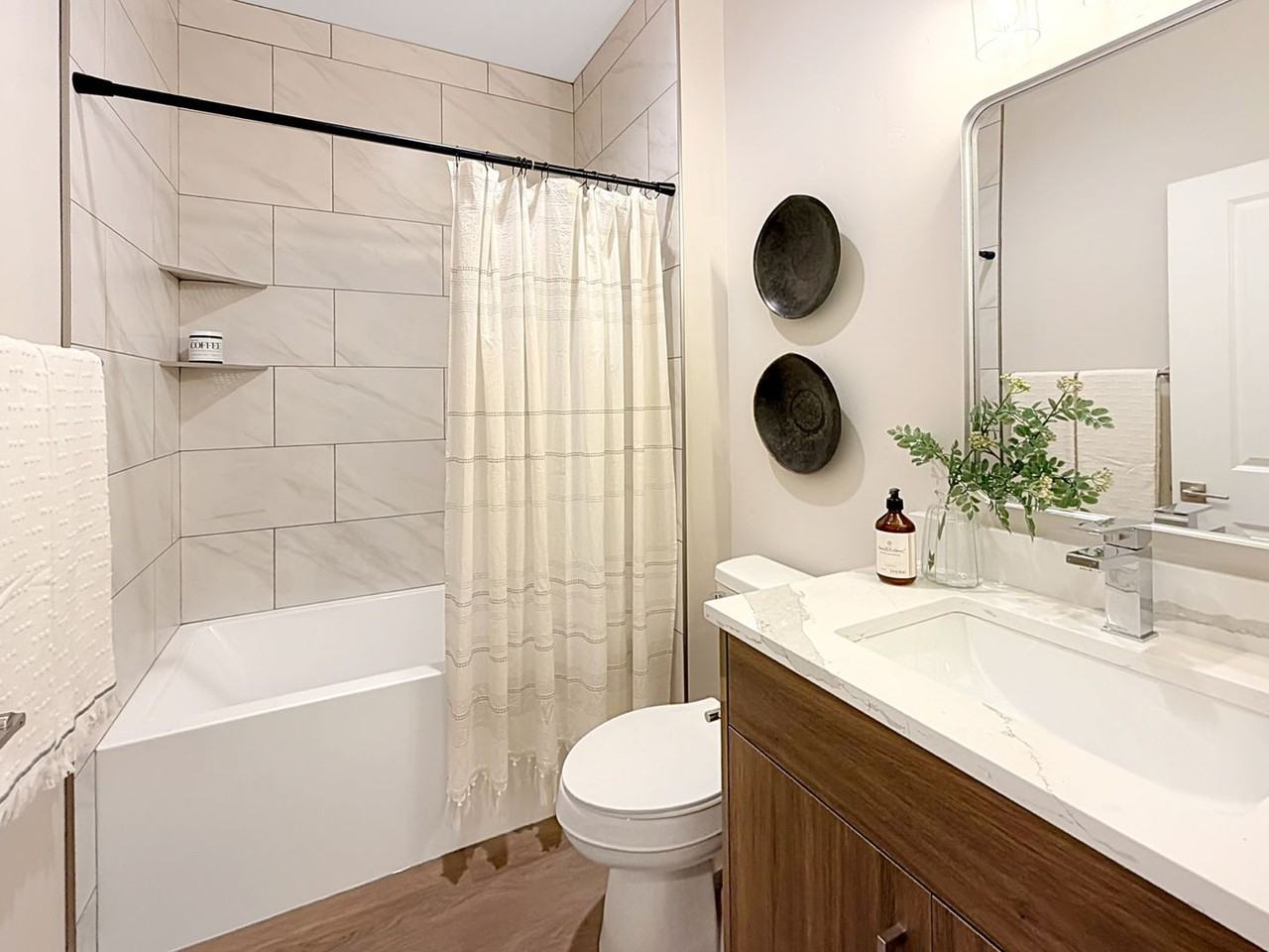 4337 N Greentrail Ln - Photo 4 of 16