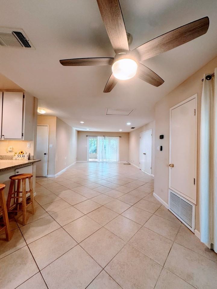 5536 Butano Way - Photo 6 of 19