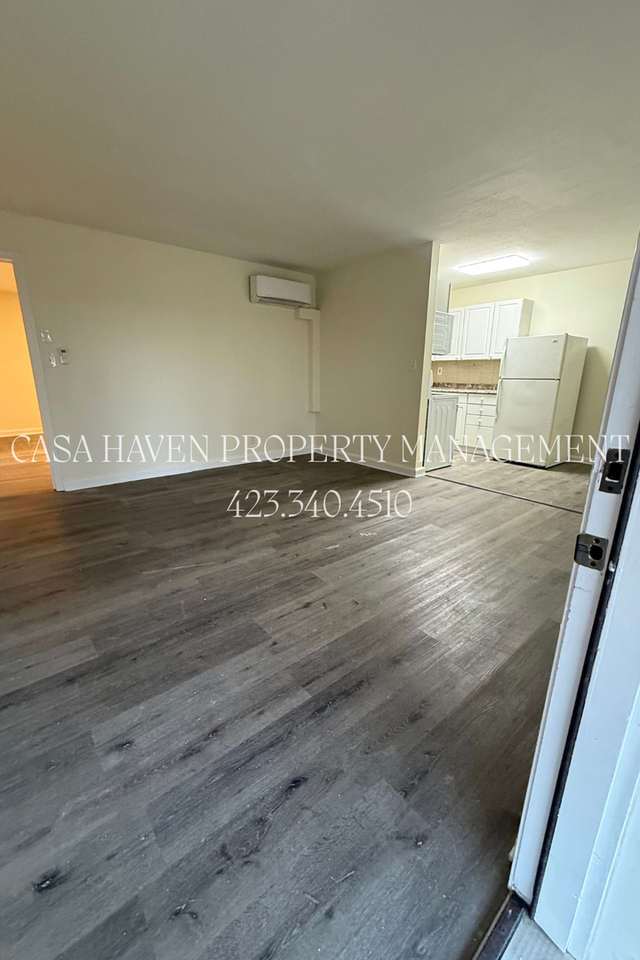 189 Cedar Point Rd #4 - Photo 2 of 8