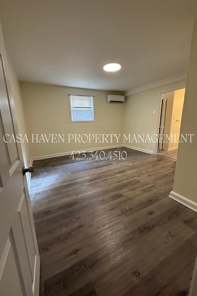 189 Cedar Point Rd #4 - Photo 5 of 8